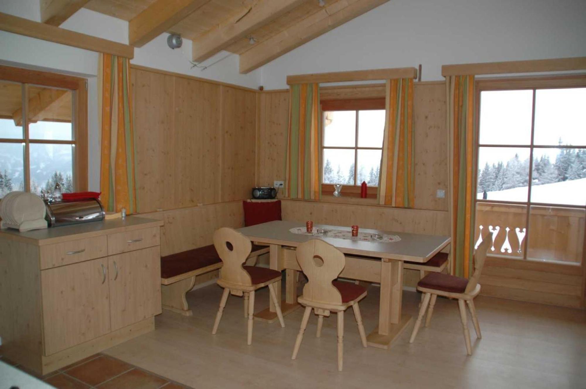 Mecki'S Dolomiten Panorama Stubn Debant Room photo