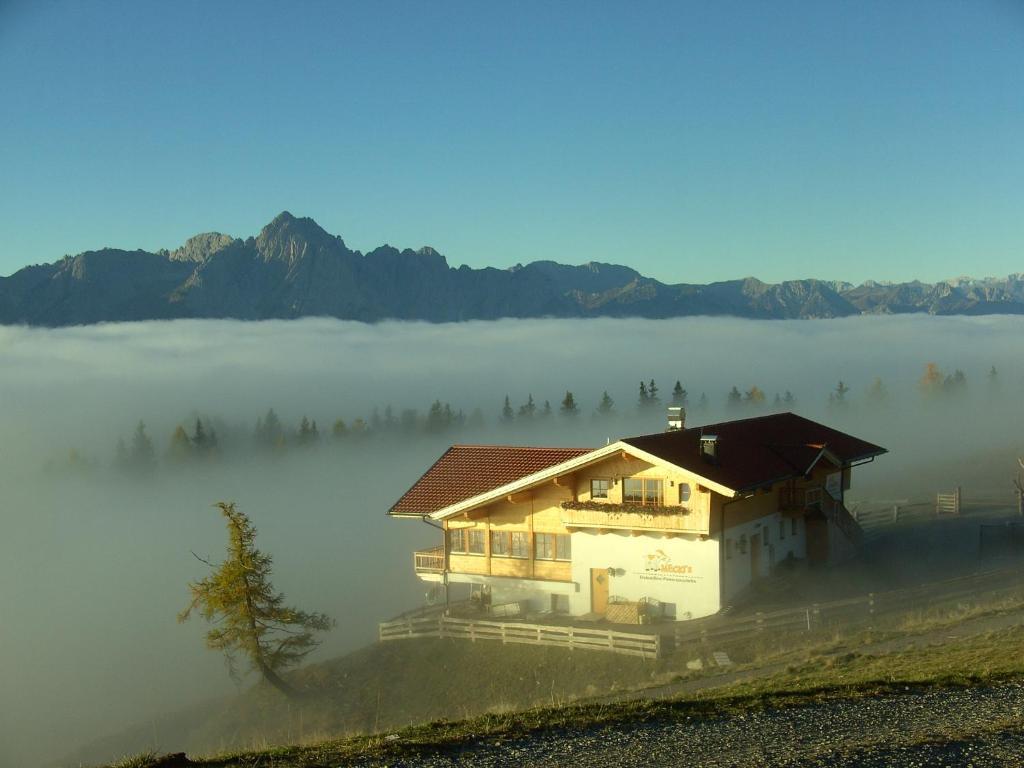 Mecki'S Dolomiten Panorama Stubn Debant Room photo